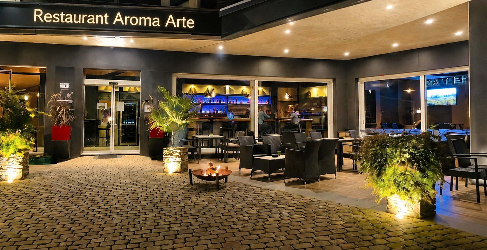 Gemütlicher Biergarten im Aroma Arte Marbach